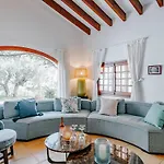 Pomelo Plus-2 By Interhome *