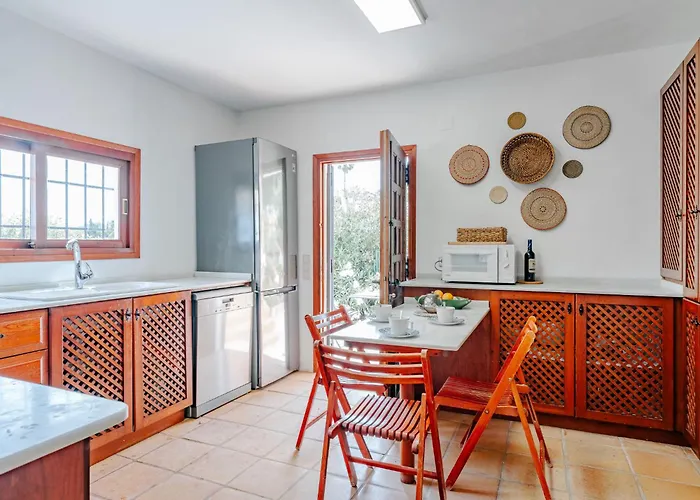 Pomelo Plus-2 By Interhome